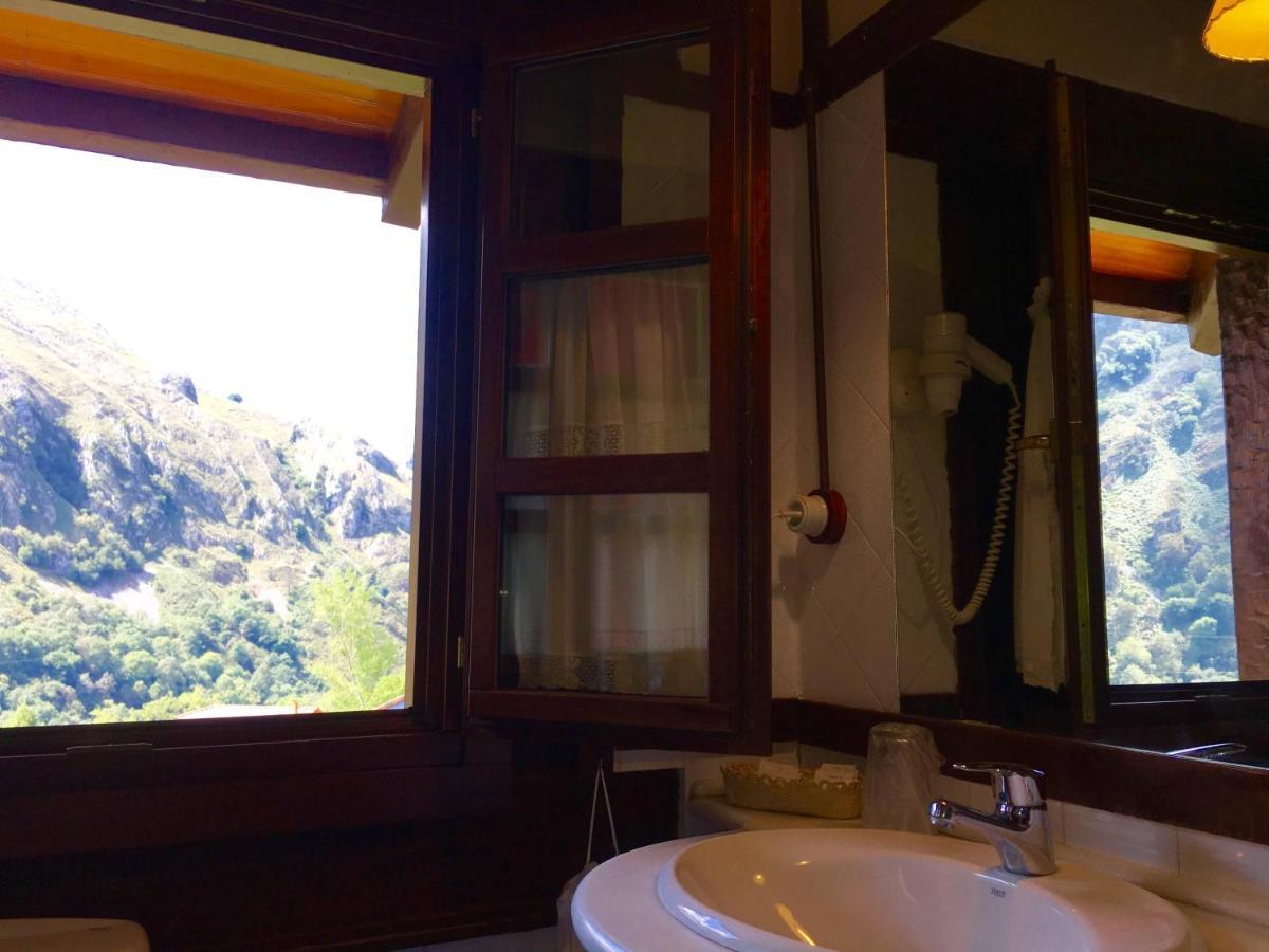 Casa Rural La Riba Sames Exteriér fotografie