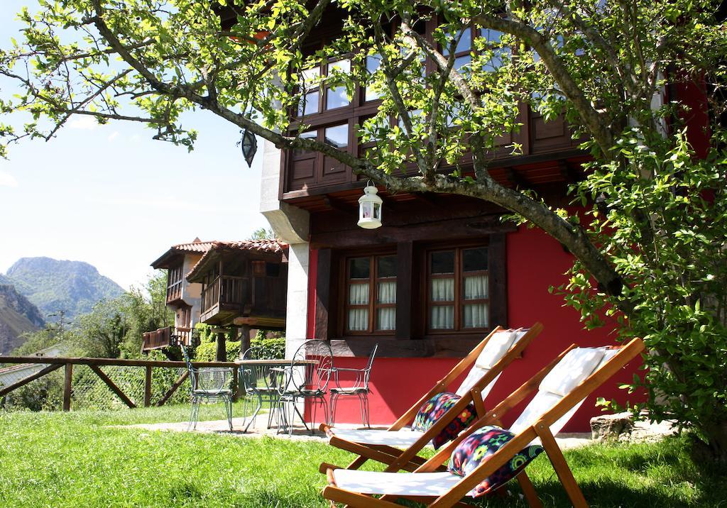 Casa Rural La Riba Sames Exteriér fotografie