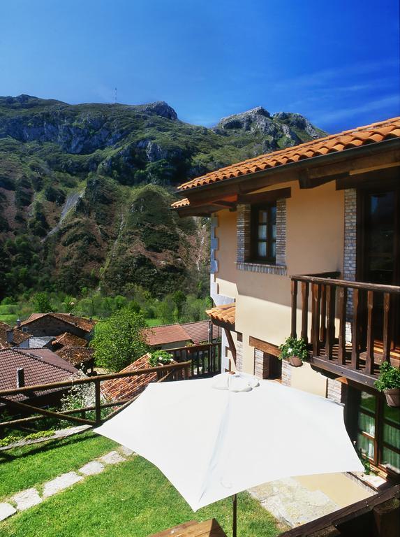 Casa Rural La Riba Sames Exteriér fotografie